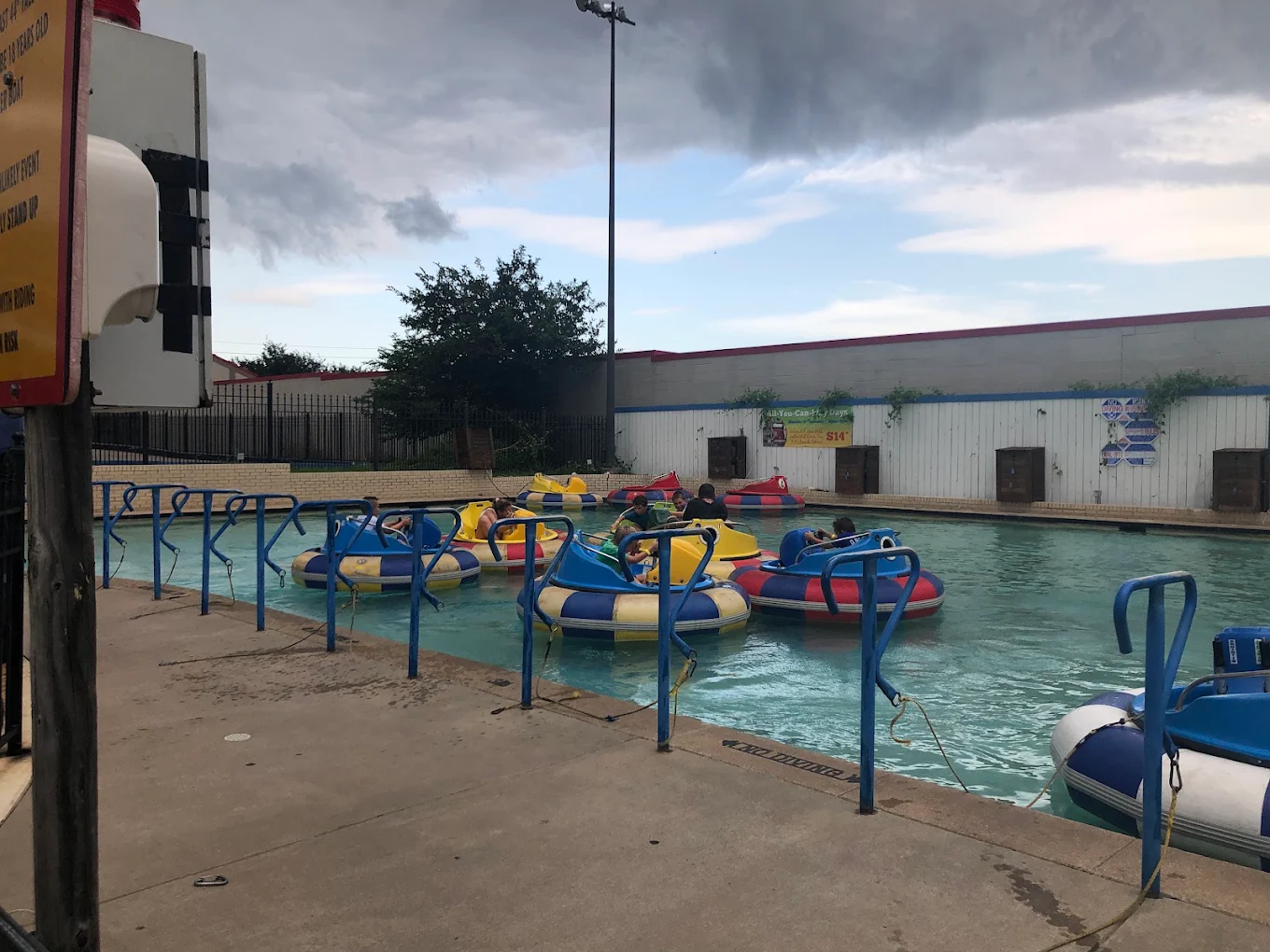 Bumper boats